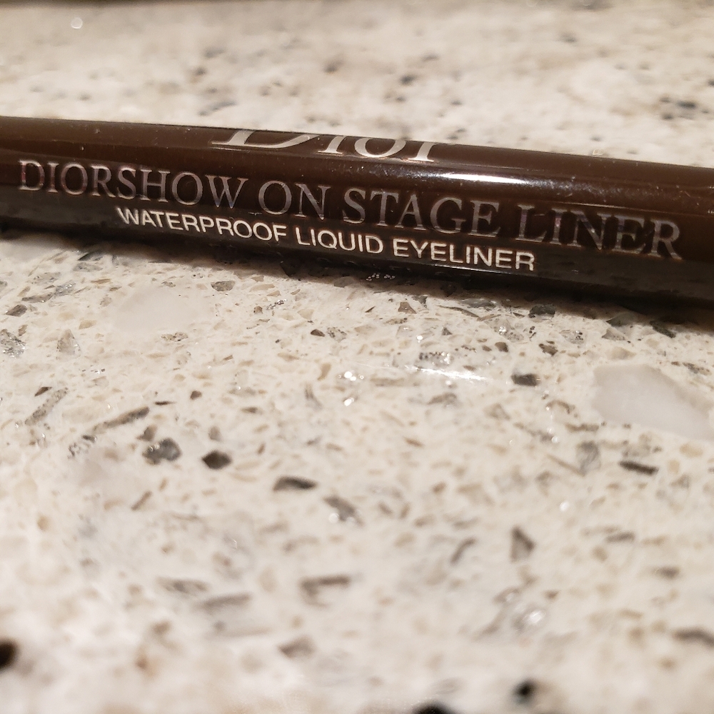 DIORSHOW On Stage Waterproof Liquid Eyeliner